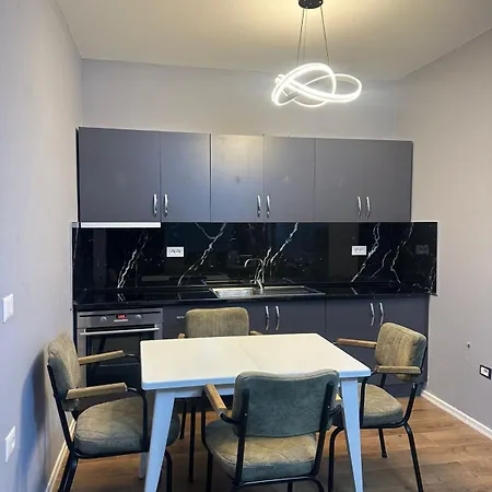 Holiday Apartments 아파트 *