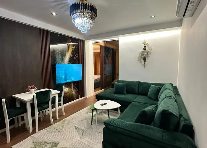 شقة Holiday Apartments تيرانا